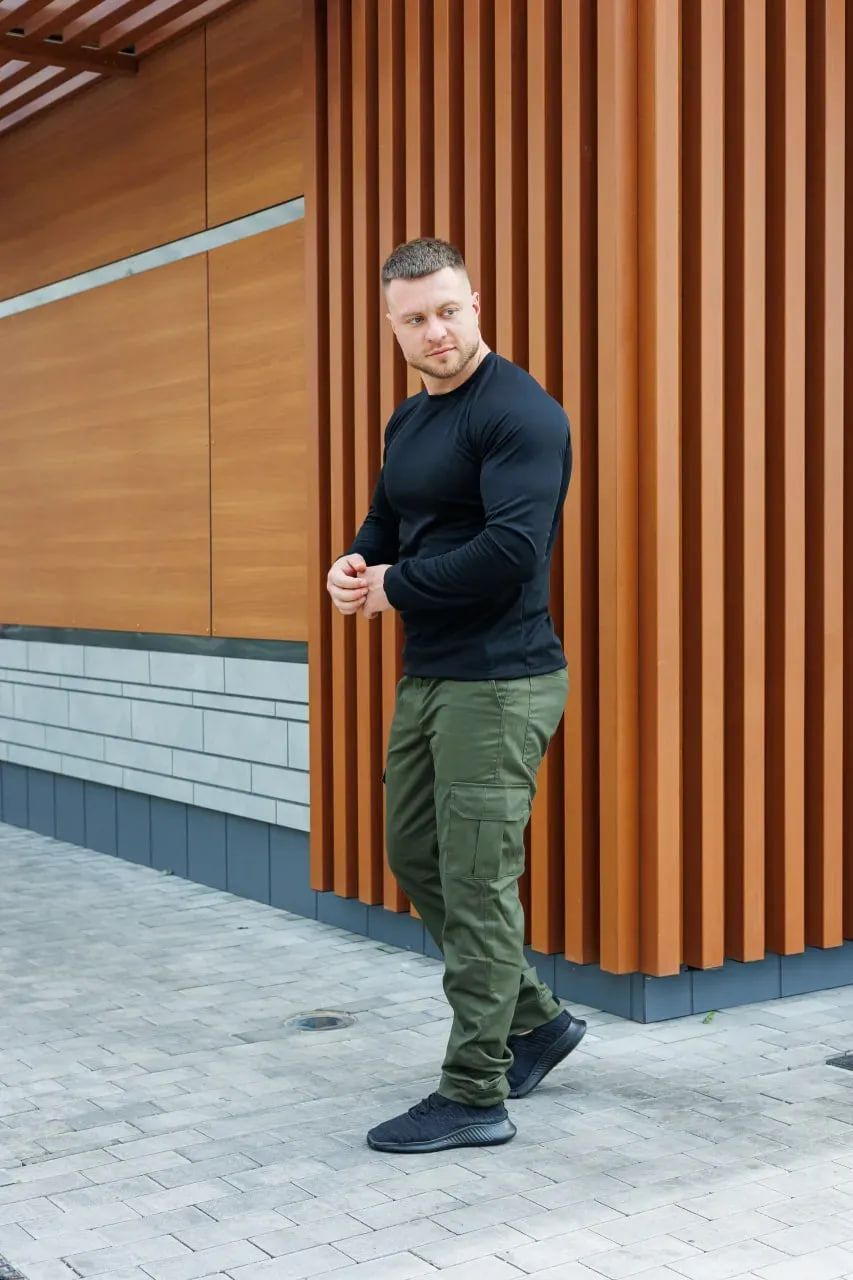 Лонгслів чорний