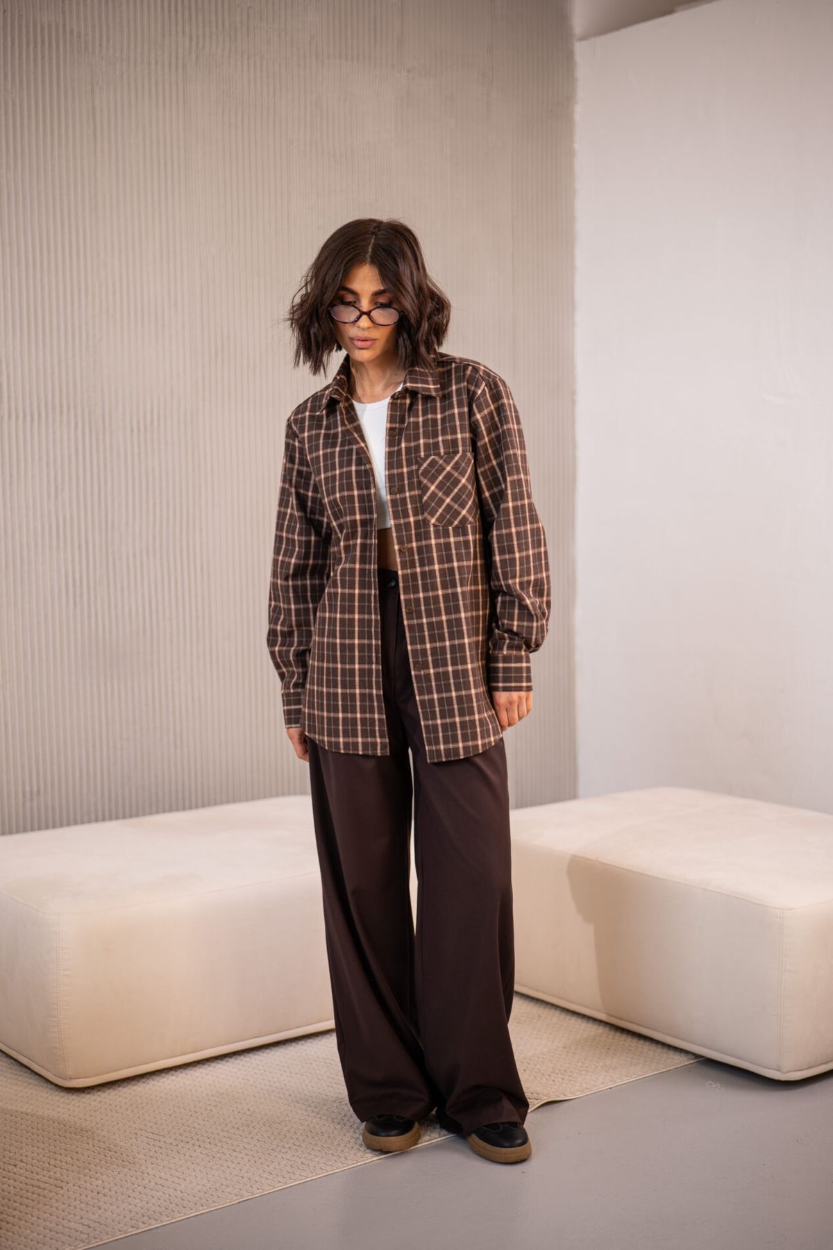 Женская клетчатая рубашка Oversize коричневая