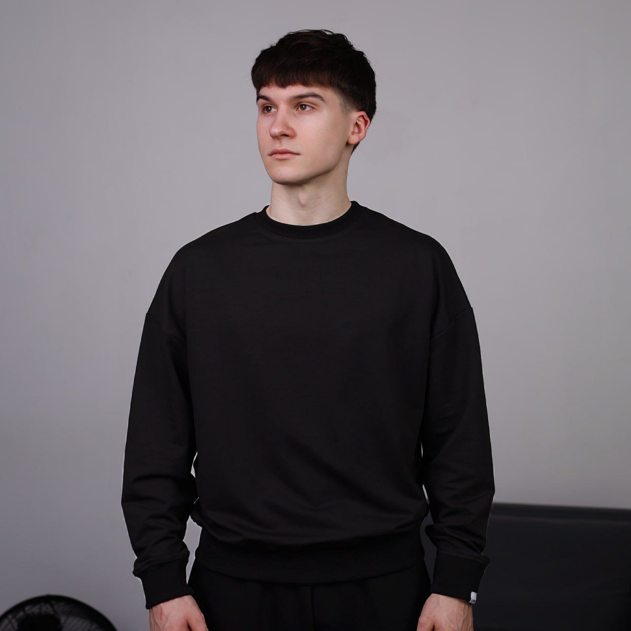 Свитшот Slavni ElementЧорный