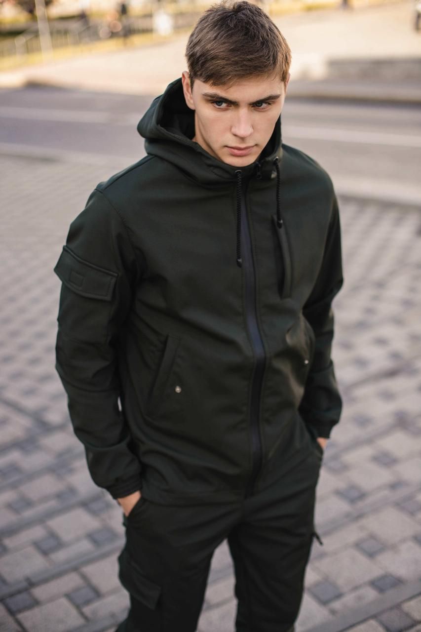 Чоловіча куртка Softshell хакі демісезонна Intruder
