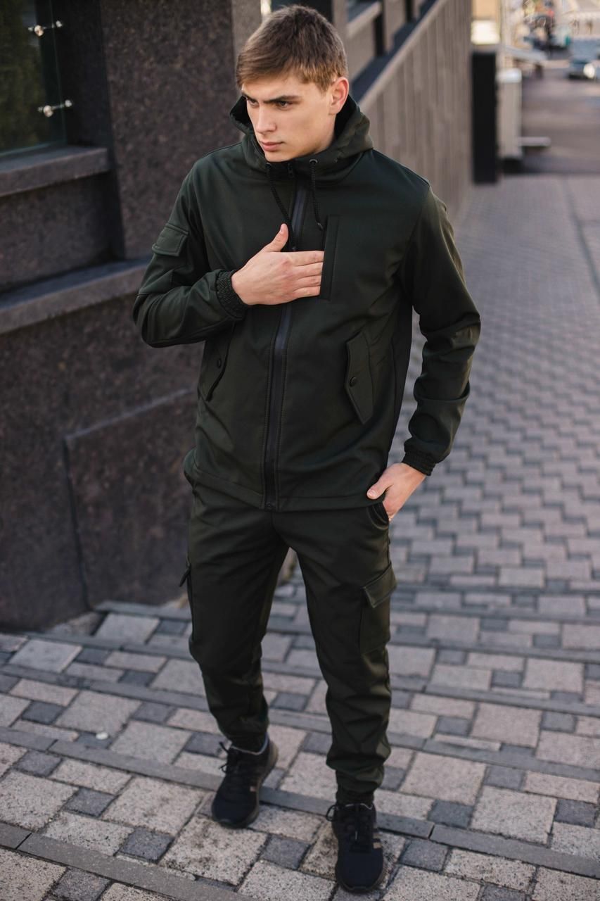 Чоловіча куртка Softshell хакі демісезонна Intruder
