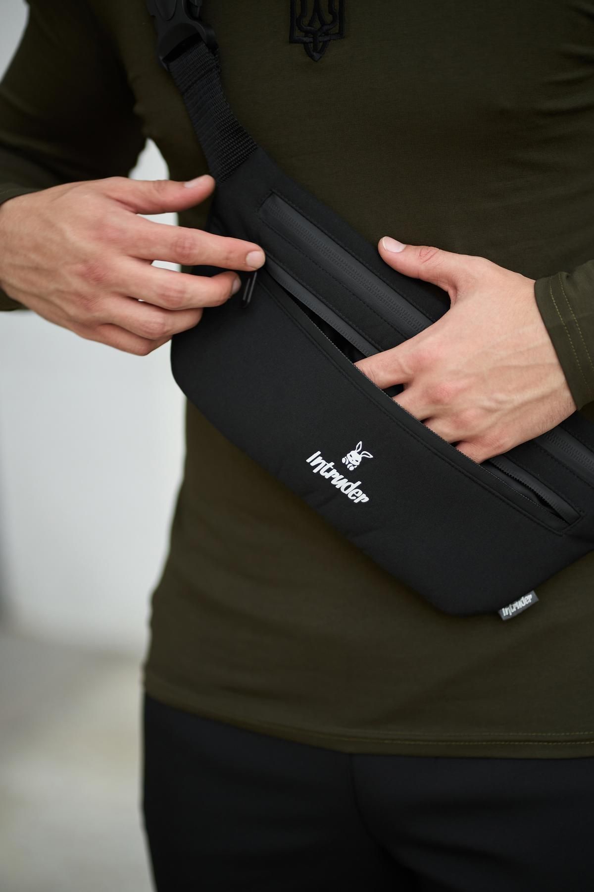 Бананка Softshell Intruder черная