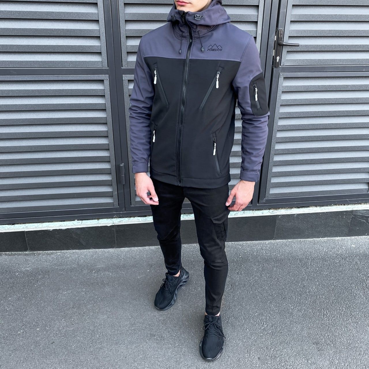 Куртка Pobedov Korol' Lev SOFTSHELL чорно-сіра