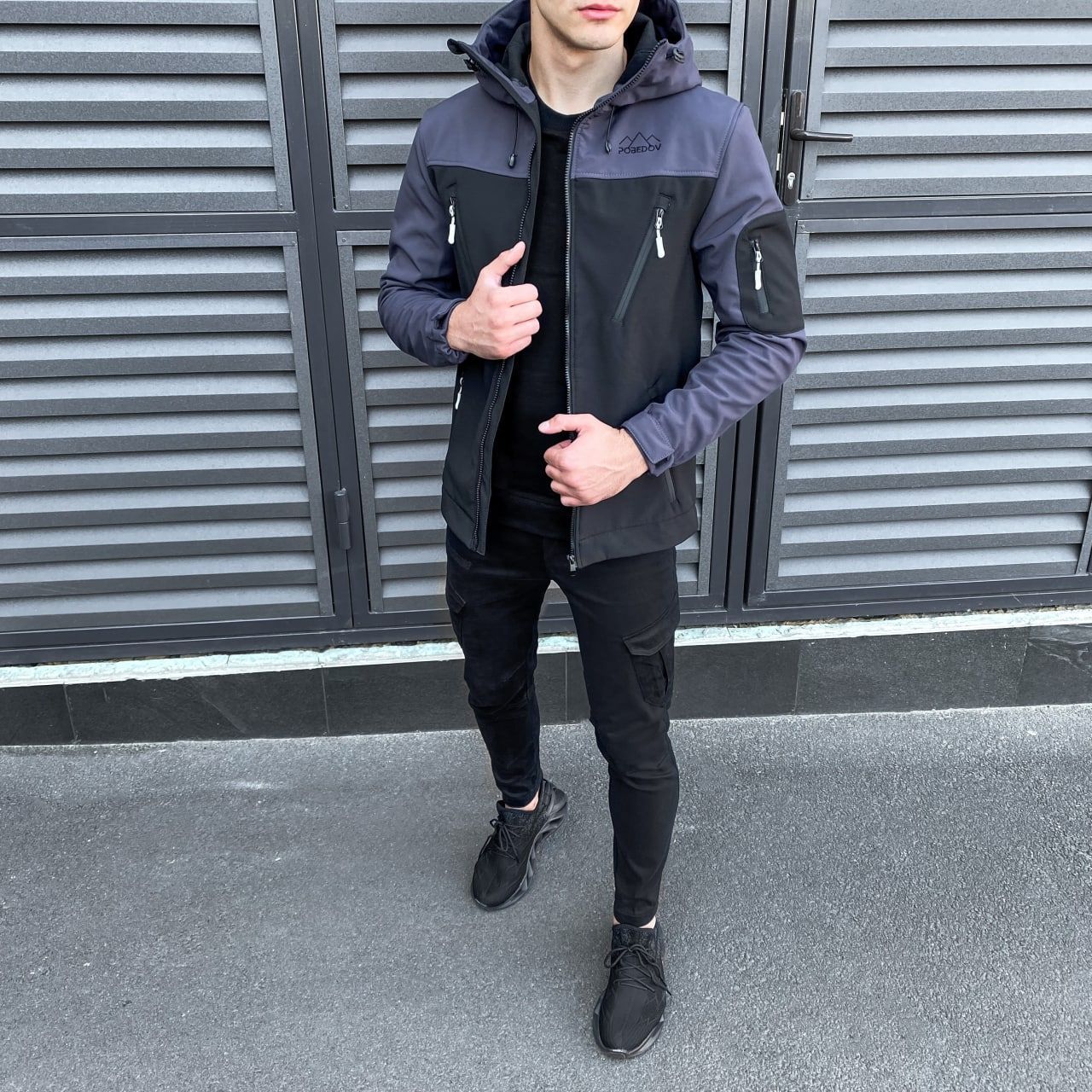 Куртка Pobedov Korol' Lev SOFTSHELL чорно-сіра